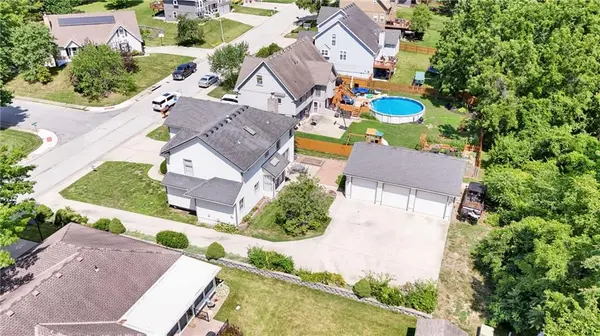 2431 S Ponca AVE, Independence, MO 64057