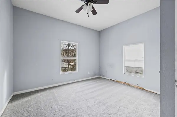 610 ST LOUIS AVE, Excelsior Springs, MO 64024