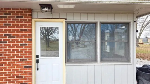 20340 KS 52 HWY, Pleasanton, KS 66075