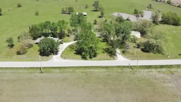 20340 KS 52 HWY, Pleasanton, KS 66075