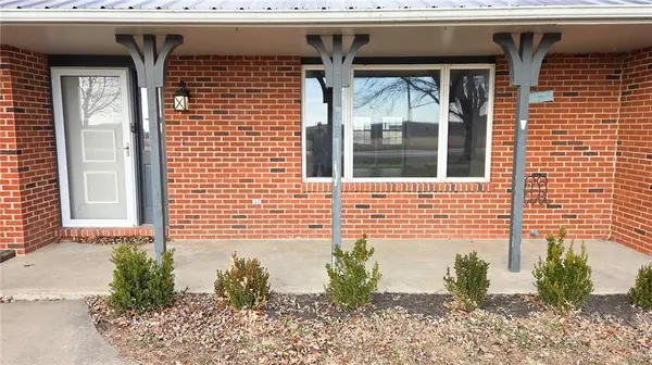20340 KS 52 HWY, Pleasanton, KS 66075