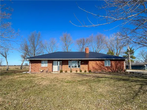 20340 KS 52 HWY, Pleasanton, KS 66075