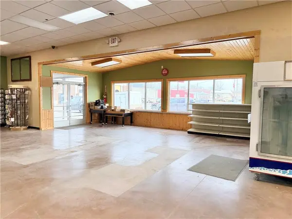 302 S Broadway ST, Jamesport, MO 64648