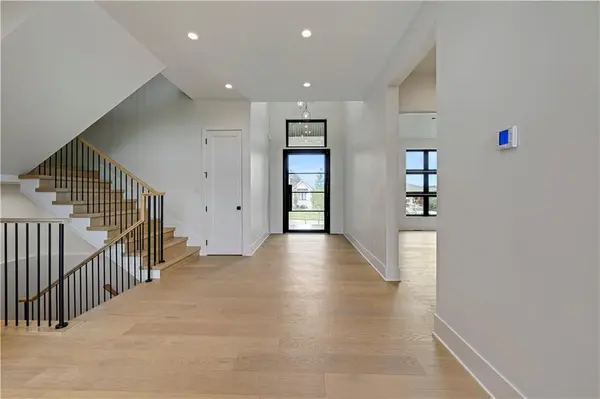 17101 Earnshaw ST, Overland Park, KS 66221