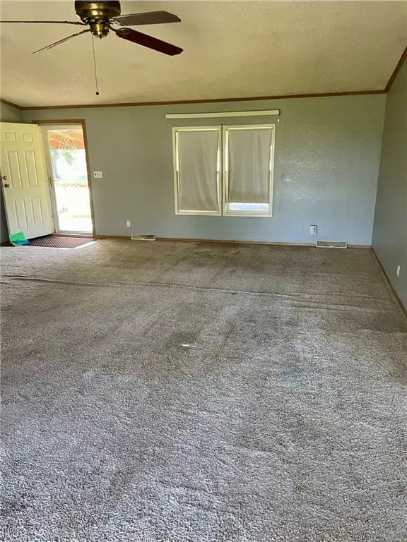 1203 W Grand ST, Gallatin, MO 64640
