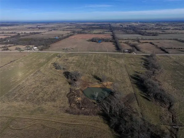 T2 E E Logan rd RD, El Dorado Springs, MO 64744