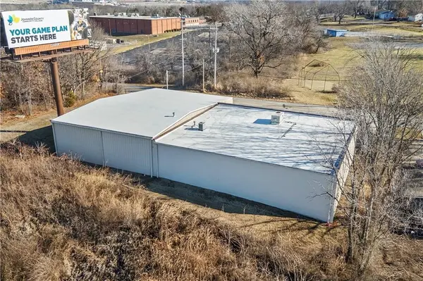 4702 Eastern AVE, Kansas City, MO 64129