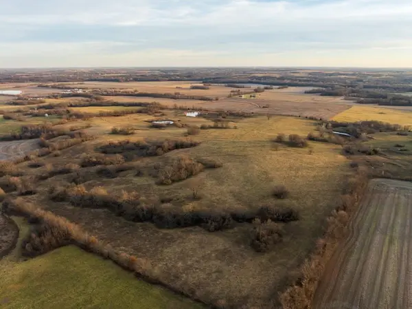 1225 RD, Garden City, MO 64747
