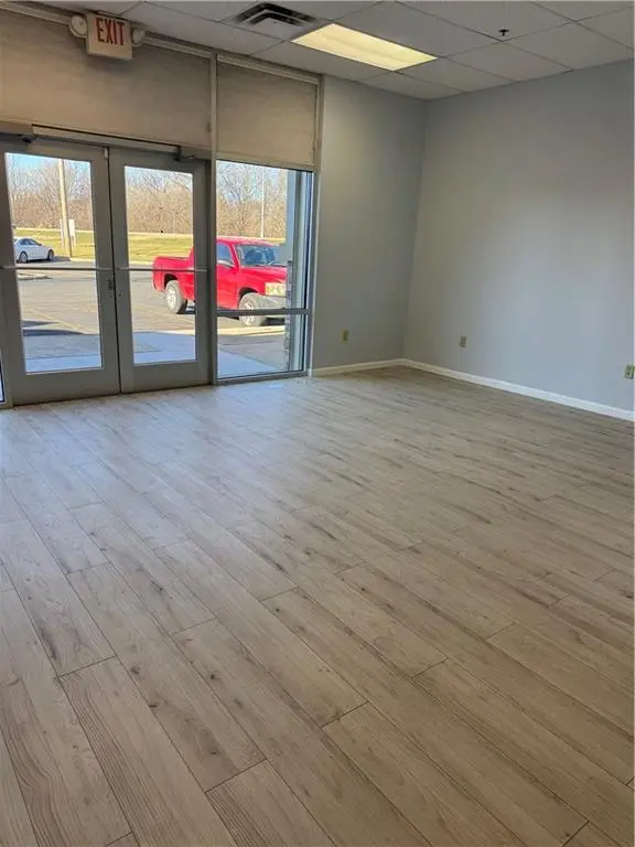 13606 Washington ST, Kansas City, MO 64145
