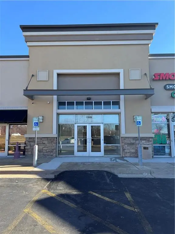13606 Washington ST, Kansas City, MO 64145