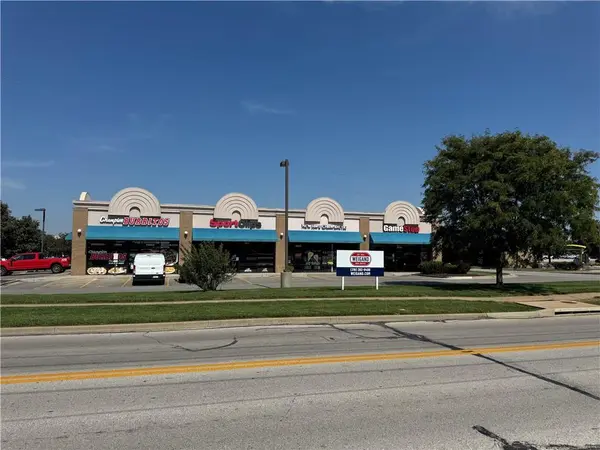 16310 W 65th ST, Shawnee, KS 66217