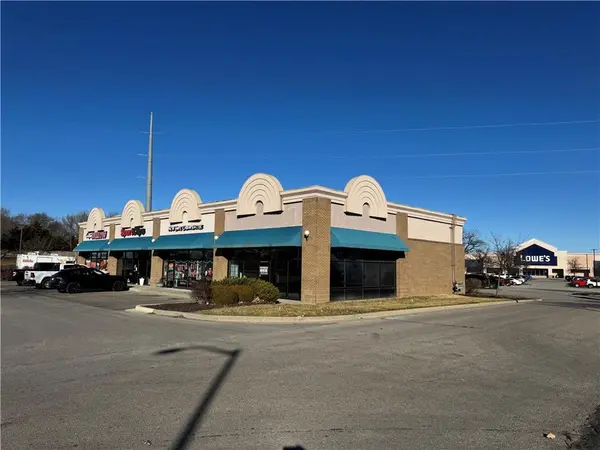 16310 W 65th ST, Shawnee, KS 66217