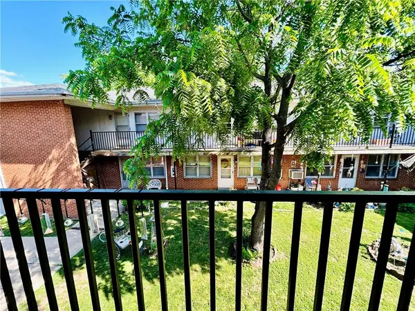 207 S 5th ST, Louisiana, MO 63353