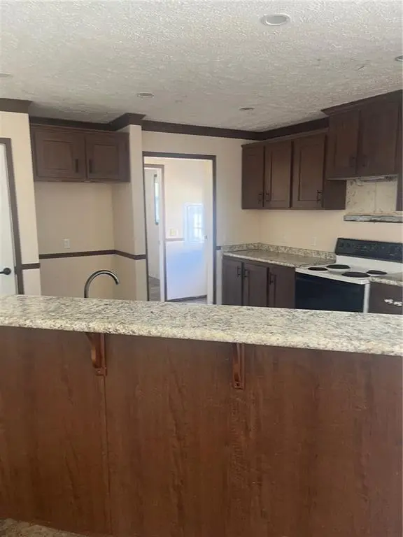 805 N 9th ST, Independence, KS 67301