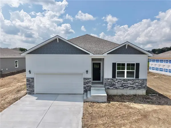 2201 Creek View LN,  Raymore,  MO 64083