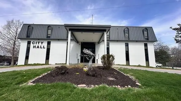 4600 W 51st ST, Roeland Park, KS 66205