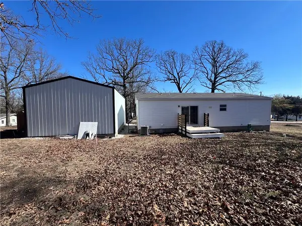 22826 Gavitt Lane LN, Wheatland, MO 65779