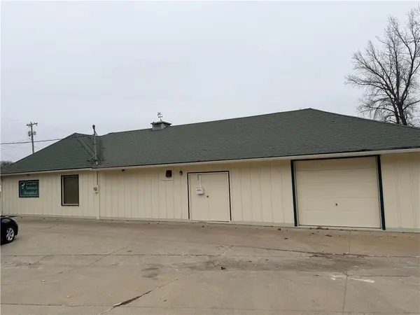 3111 N Belt HWY, St Joseph, MO 64506
