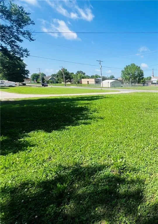 1010 N Joplin ST, Pittsburg, KS 66762