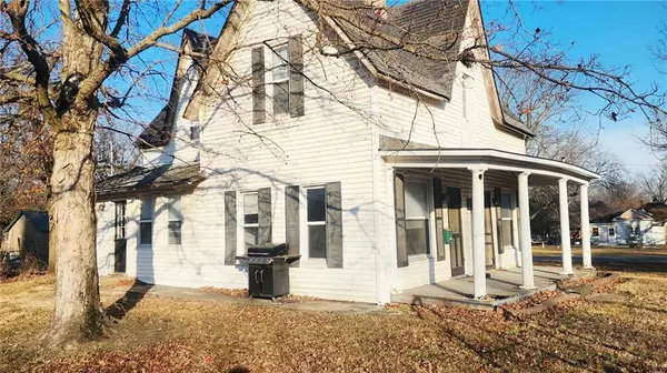 325 N Pennsylvania AVE, Columbus, KS 66725