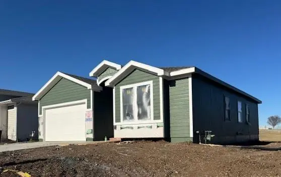 29508 W 196th ST, Gardner, KS 66030