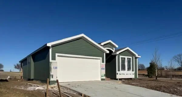 29508 W 196th ST, Gardner, KS 66030