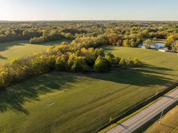 Tract 2 Highway OO HWY, Odessa, MO 64076