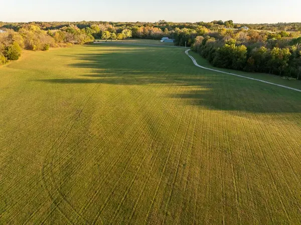 Tract 5 Highway OO HWY, Odessa, MO 64076