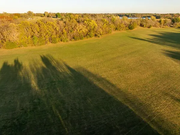Tract 5 Highway OO HWY, Odessa, MO 64076