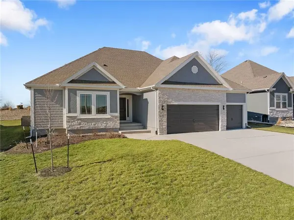 10216 N Winchester AVE, Kansas City, MO 64156,Video Tour
