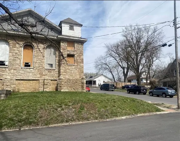 2830 N 17th ST, Kansas City, KS 66104