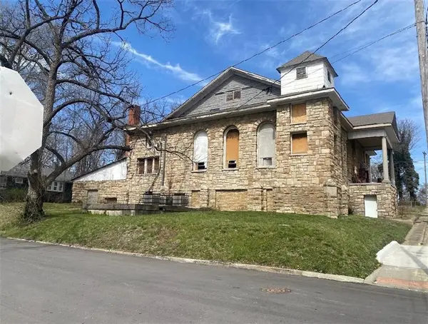 2830 N 17th ST, Kansas City, KS 66104