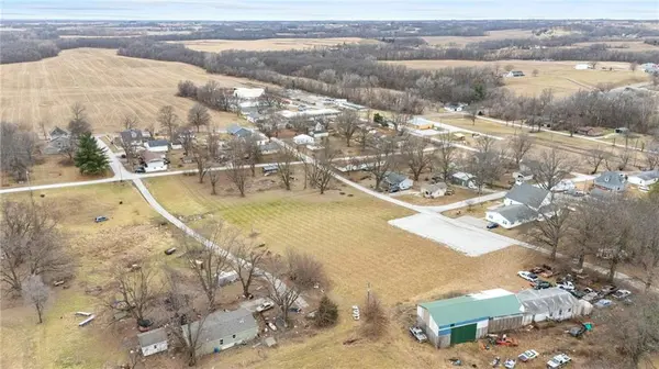 Elm ST, Faucett, MO 64448