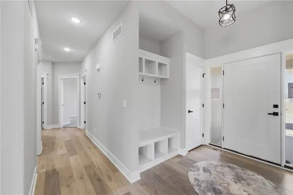 7905 Hoot Owl ST, Blue Springs, MO 64014