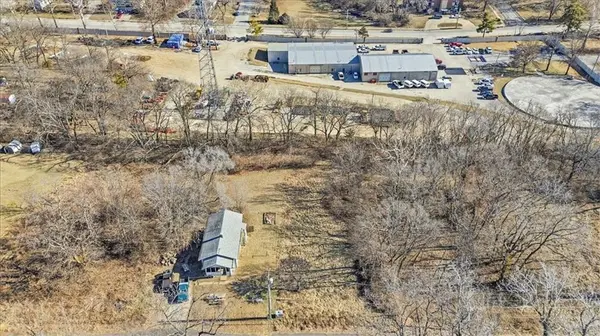 1015 S Scott AVE, Independence, MO 64054