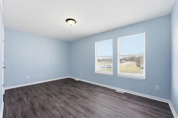 17403 Monte Verde DR, Belton, MO 64012