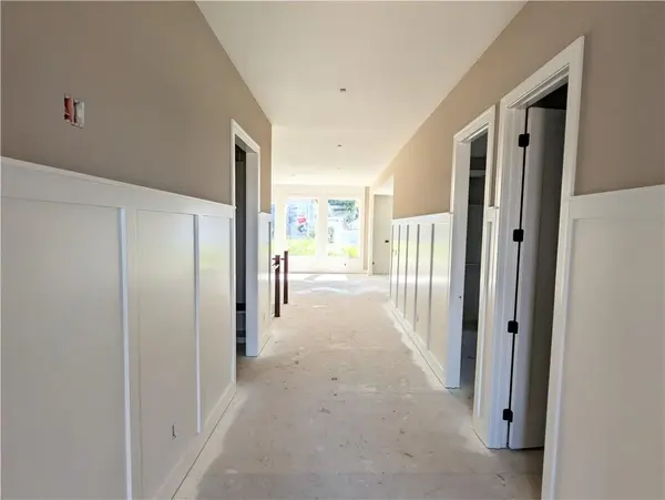 2368 NE Colonnade AVE, Blue Springs, MO 64029