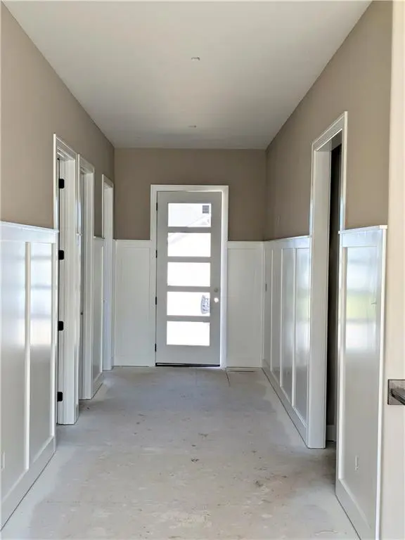 2368 NE Colonnade AVE, Blue Springs, MO 64029