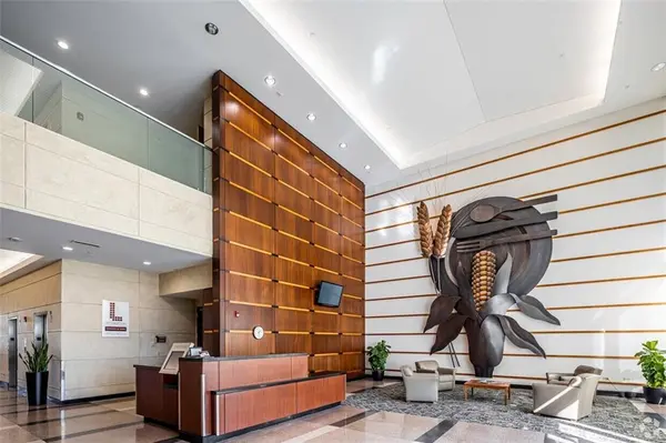12200 N Ambassador DR, Kansas City, MO 64163