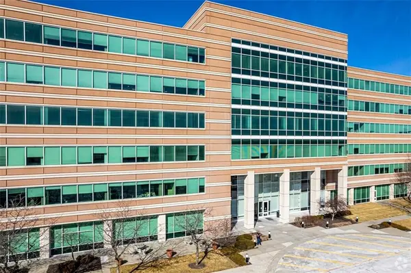 12200 N Ambassador DR, Kansas City, MO 64163