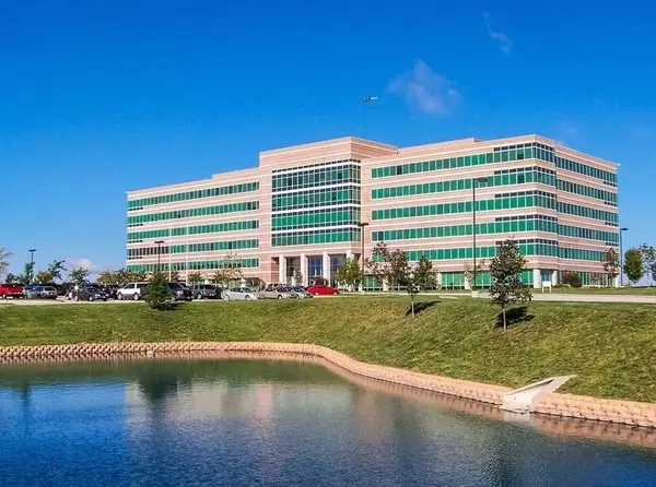 12200 N Ambassador DR, Kansas City, MO 64163