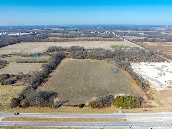 N 69 HWY, Frontenac, KS 66762