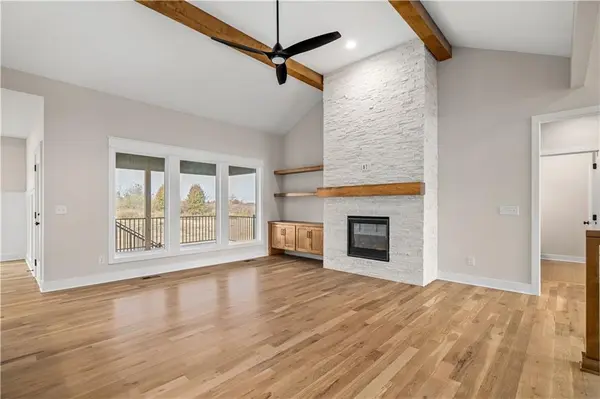 24819 W 112th ST, Olathe, KS 66061