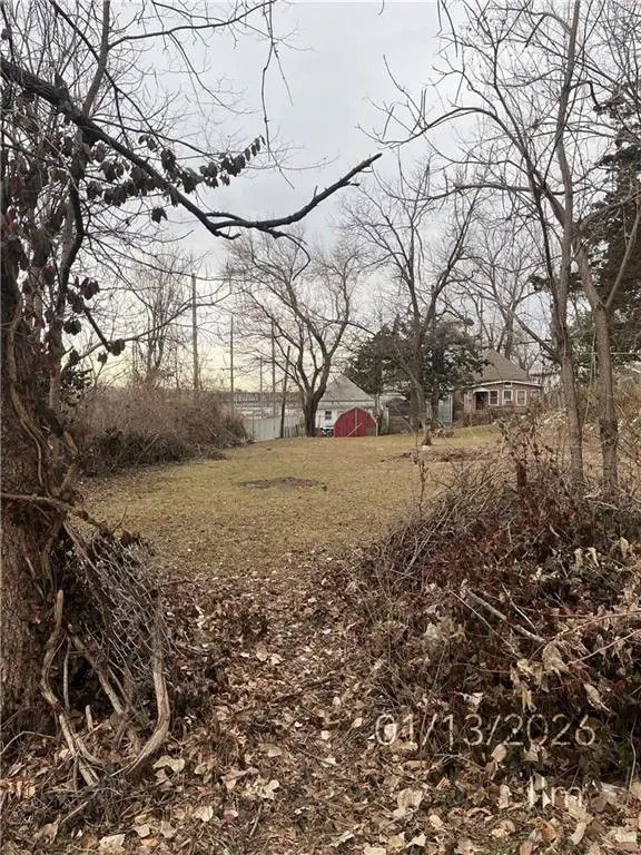 2325 Fairmount AVE, Kansas City, MO 64108