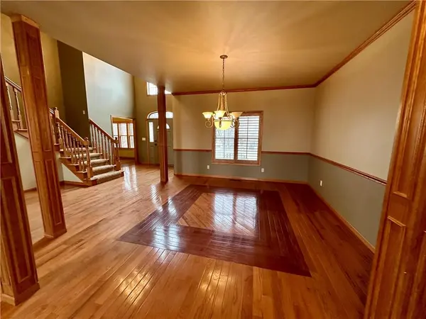 610 E 14th ST, Maryville, MO 64468