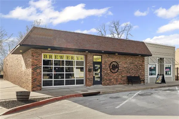 422 Main ST, Belton, MO 64012