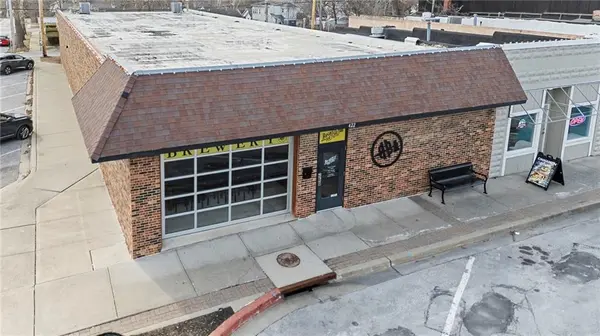 422 Main ST, Belton, MO 64012