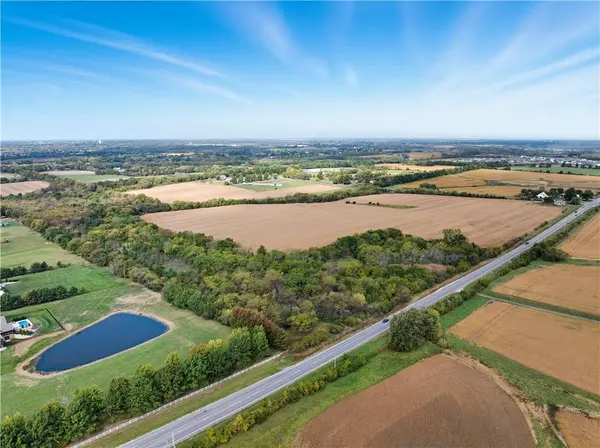 13104 S 7 HWY, Greenwood, MO 64034