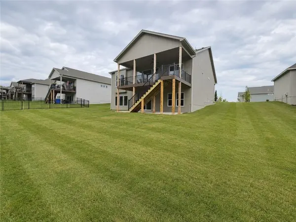 24897 W 145th PL, Olathe, KS 66061