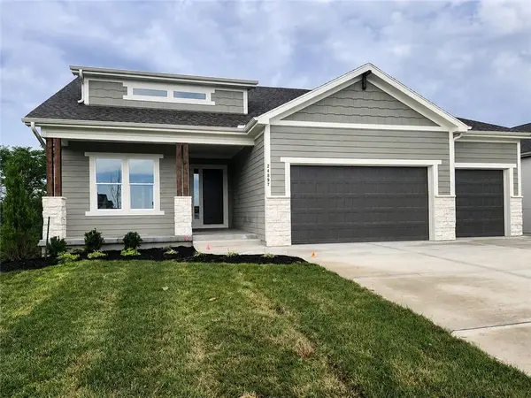 24897 W 145th PL, Olathe, KS 66061